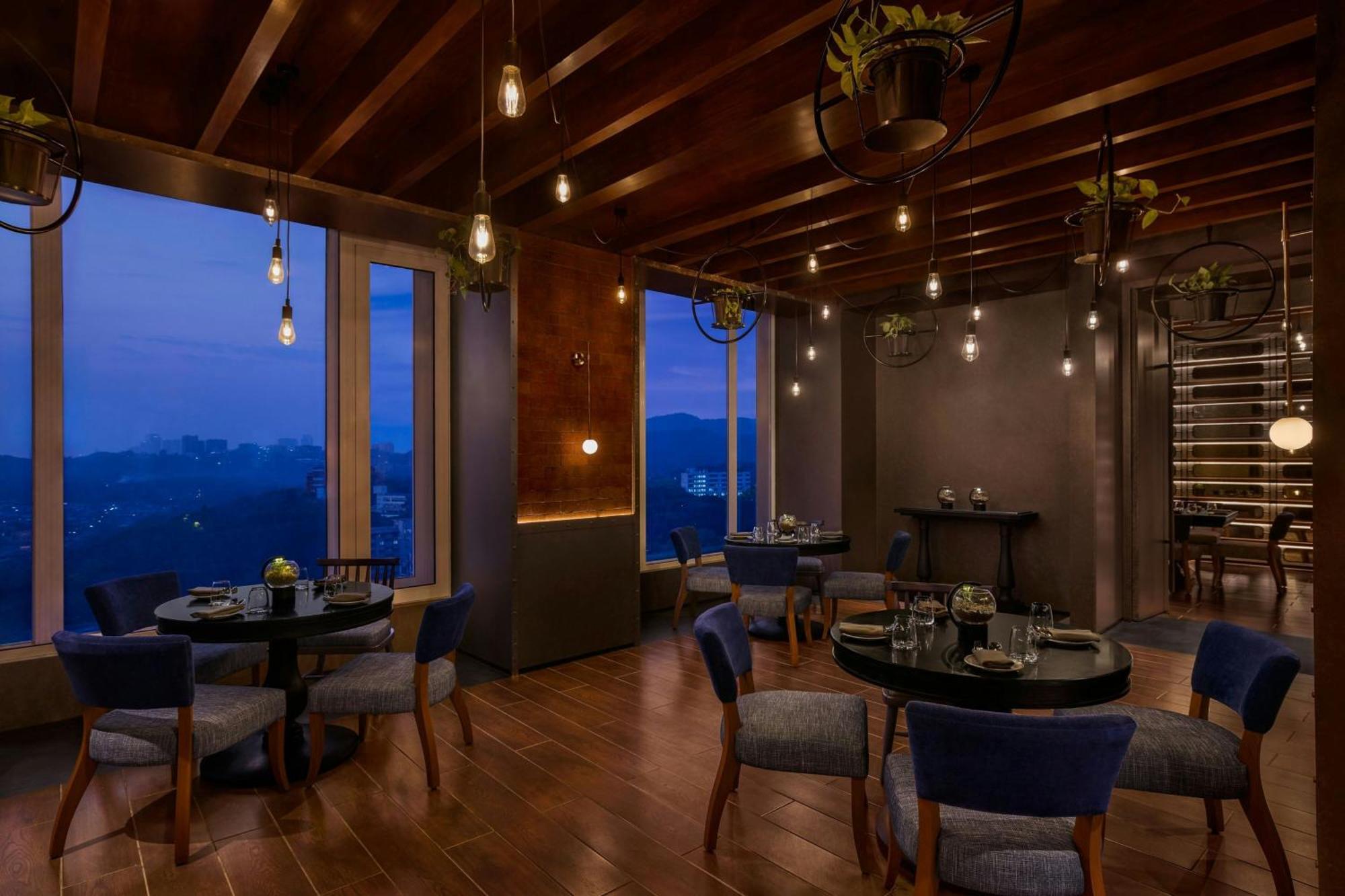 Hotel The Westin Powai Mumbai (Bombay)